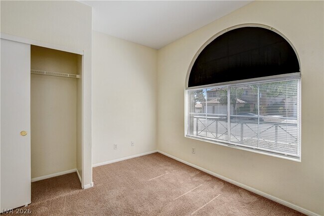 Building Photo - 9890 Ridgehaven Ave