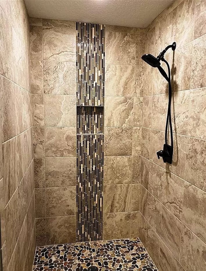 Building Photo - 9167 Tara Cir