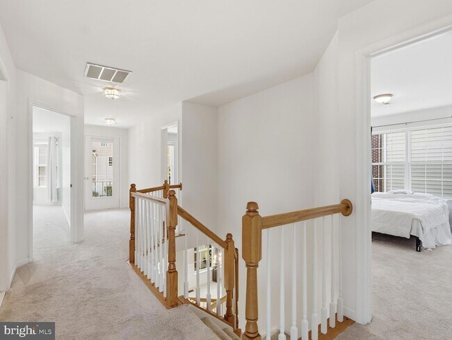Building Photo - 9477 Bankhead Dr