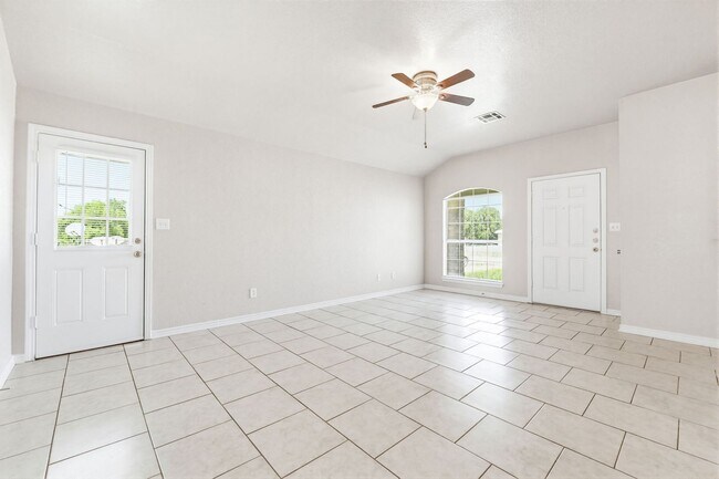 Building Photo - 3605 Westwood Dr