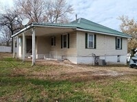 Building Photo - 310 E Jackson St