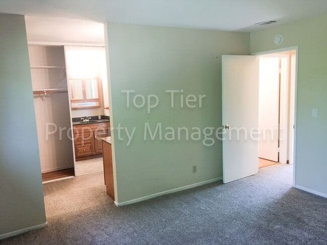 Building Photo - Very nice 3 Bd/2 Ba, 1388 sf single-family house in Concord available Now for Lease!