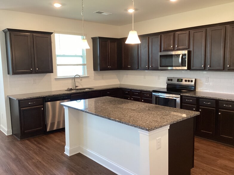 Building Photo - 2339 Campbell Cove Court