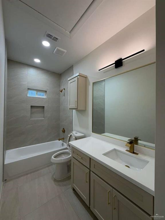 Building Photo - 13 Dragonfly St