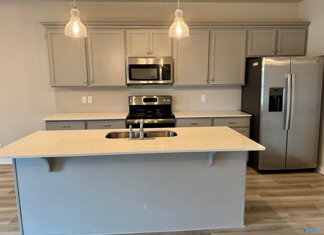 Building Photo - 336 Shady Ln