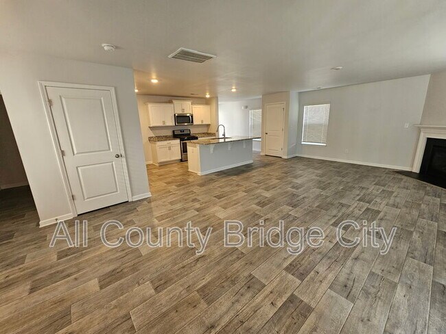 Building Photo - 1016 Summerlin Trl