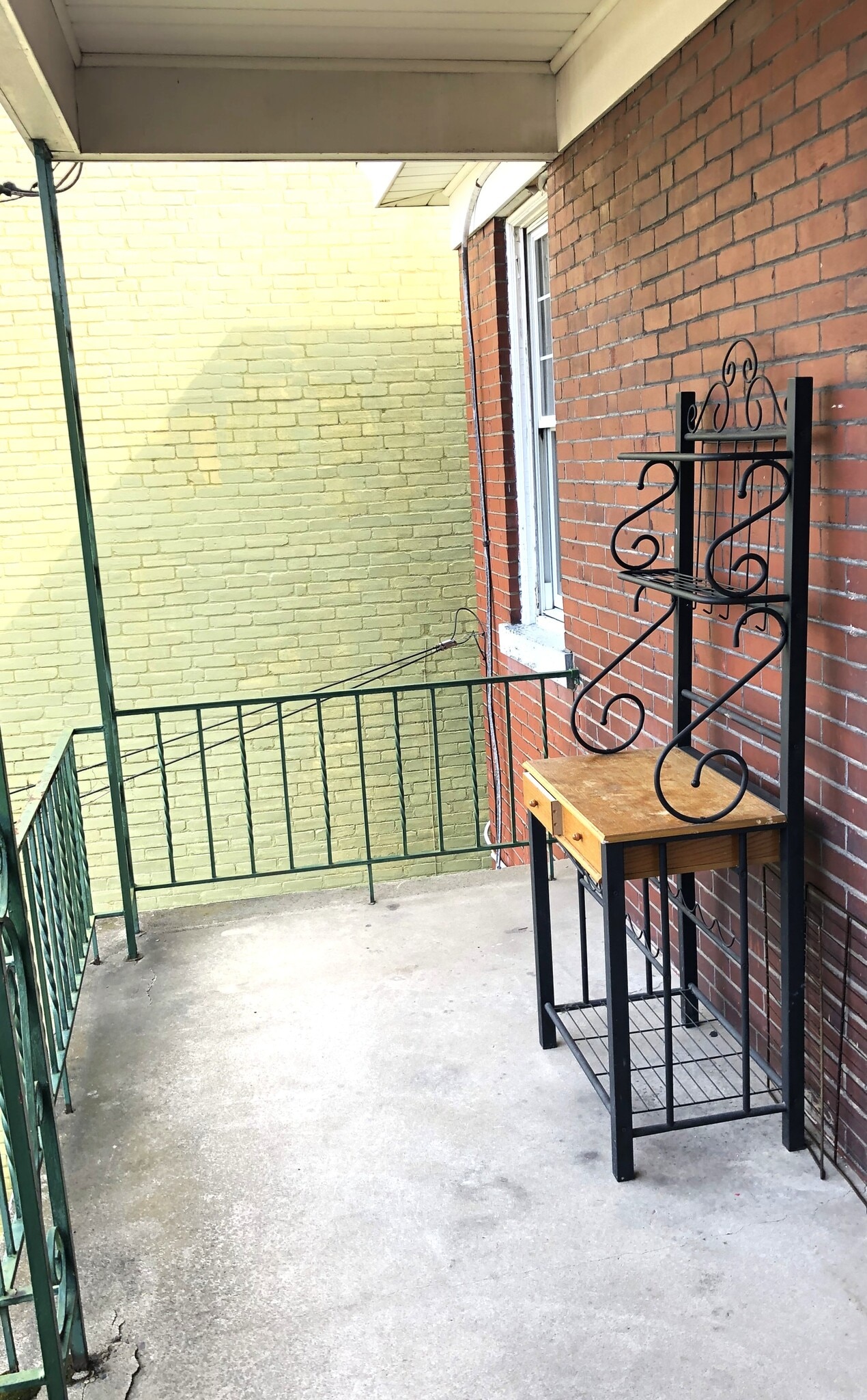 Building Photo - 5127 Liberty Ave