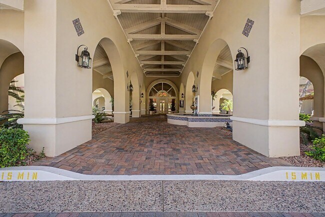 Building Photo - 4200 N Miller Rd