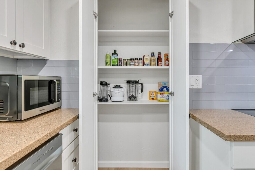 Building Photo - 21222 109th Ave SE