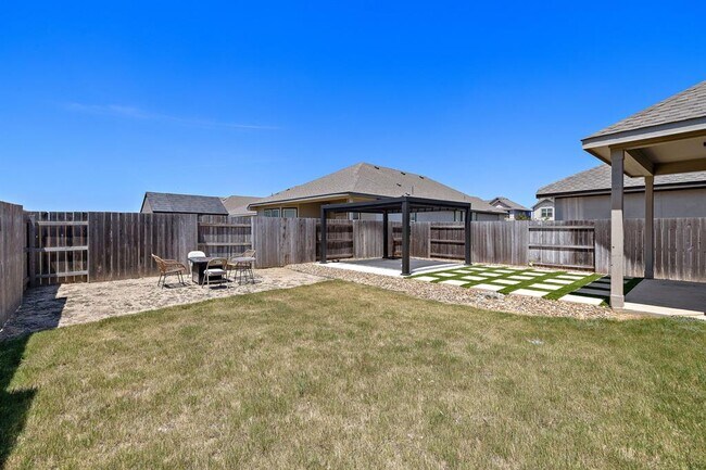 Building Photo - 218 Bonnet Blvd