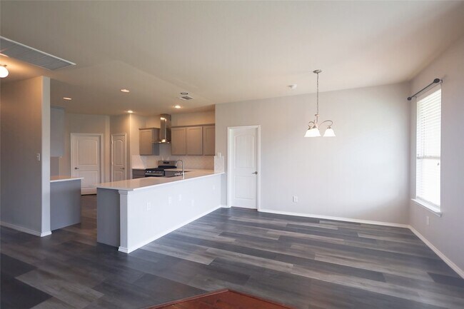 Building Photo - 9717 Mulligan Dr