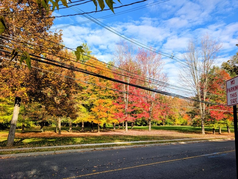 Building Photo - 156 Mercer St