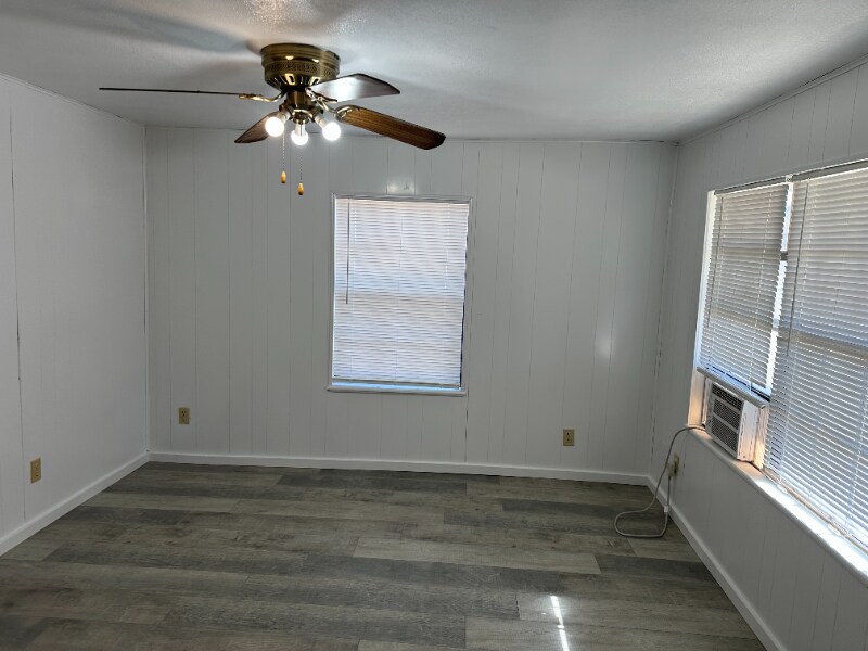 Building Photo - 1220 Graham St