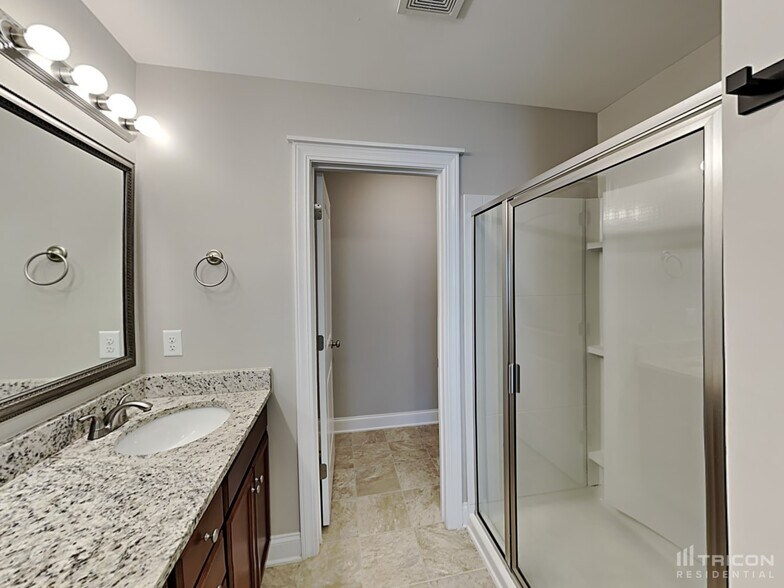 Building Photo - 141 Park Ridge Way
