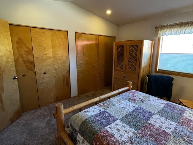 Building Photo - Long Term Rental- Lagoon Townhomes 737D