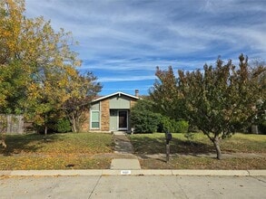 Building Photo - 1437 Coffeyville Trail