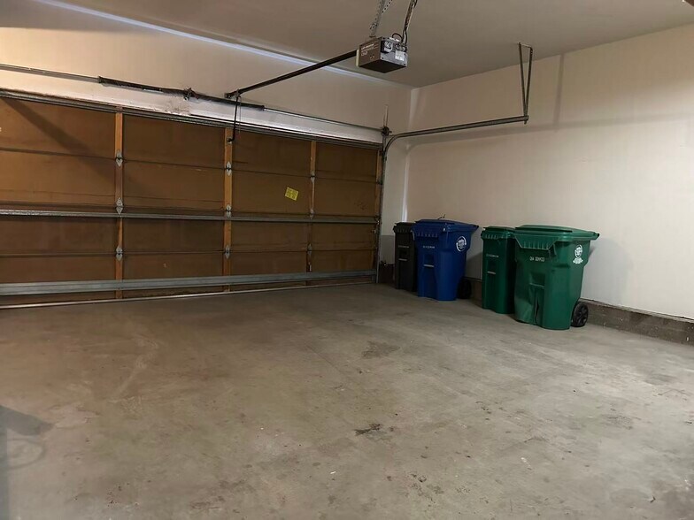 Building Photo - 119 Orr Rd