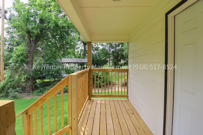 Building Photo - Beautiful Newly Built 3 Bedroom House! Available for Immediate Move in!