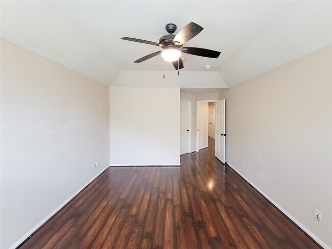 Building Photo - 2015 Grand Terrace