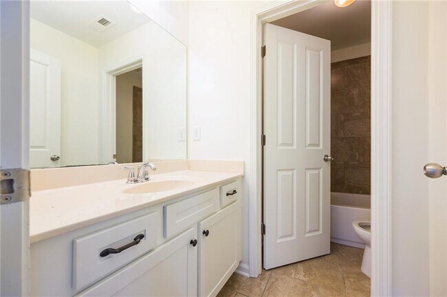 Building Photo - 4148 Baverton Dr