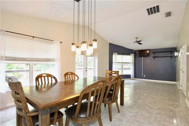 Building Photo - 10005 Cypress Meadows Ln
