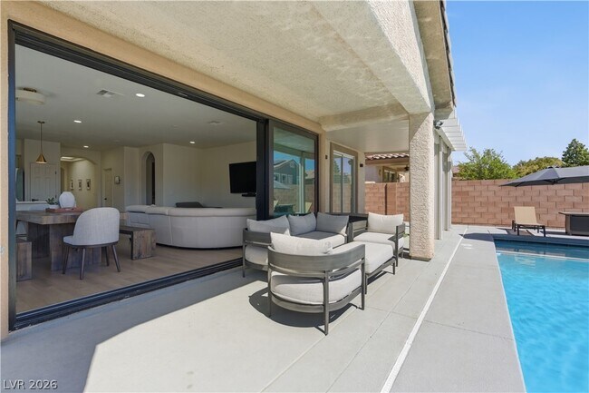 Building Photo - 11063 Pegasus Dr