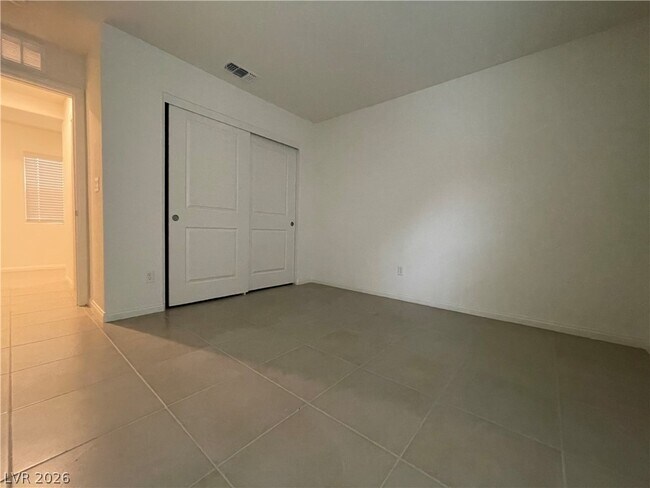 Building Photo - 9953 Cluny Ave