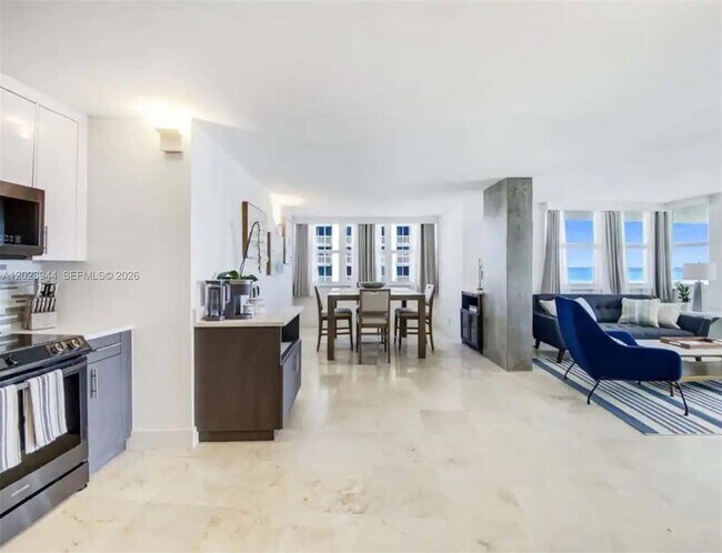 Building Photo - 209 N Fort Lauderdale Beach Blvd