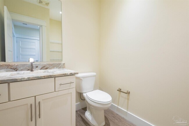 Building Photo - 340 Bluefish Dr