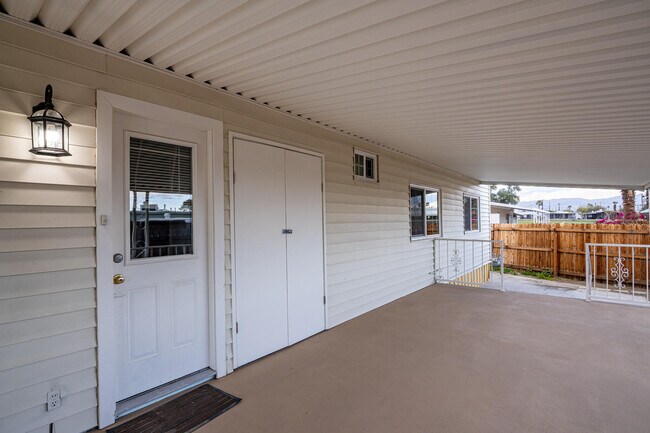 Building Photo - 32480 San Miguelito Dr