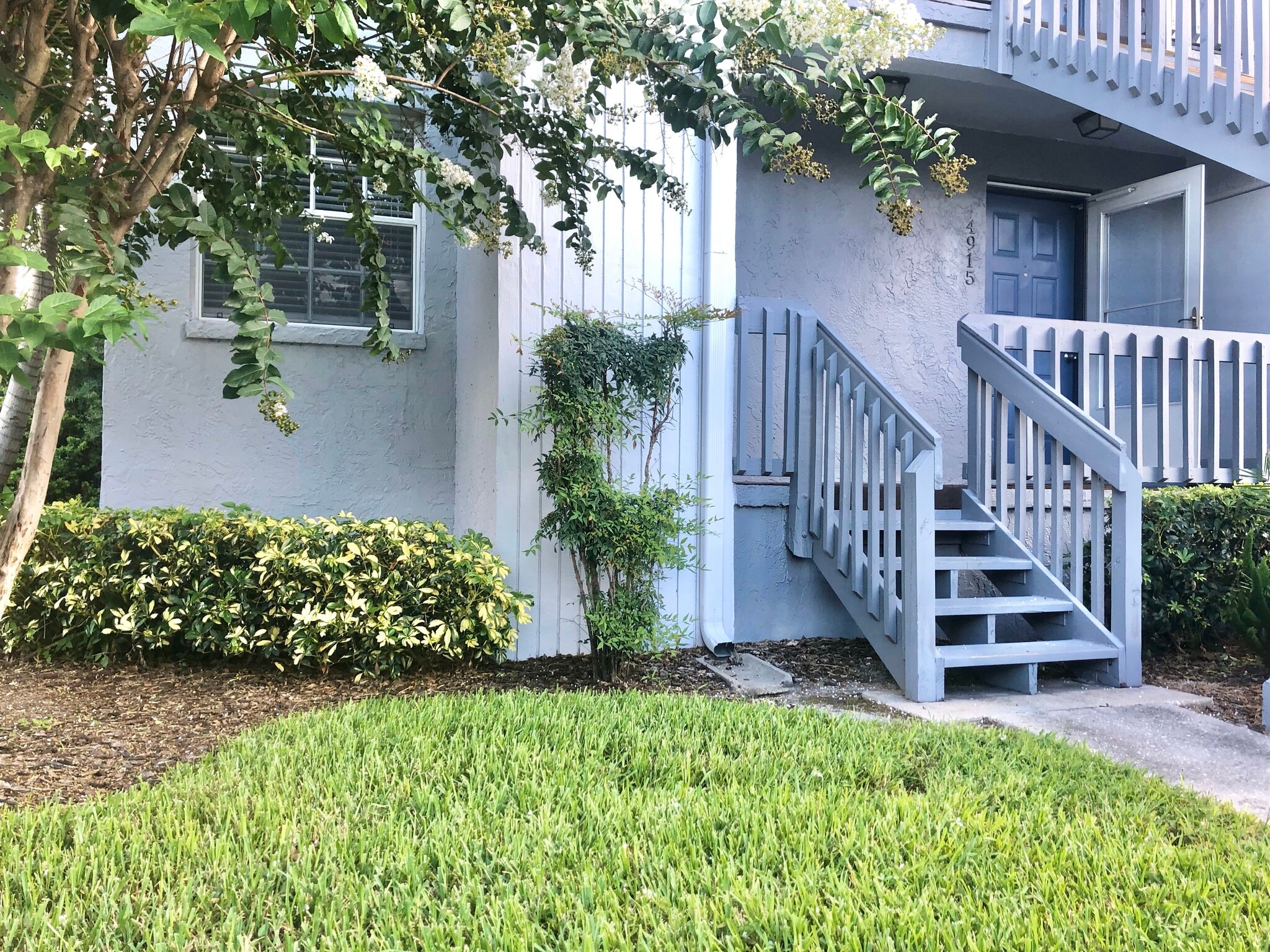 Front Porch - 4915 W McElroy Ave