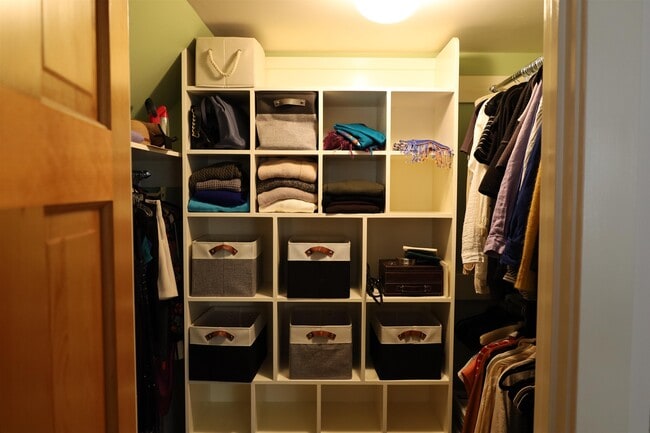 Building Photo - 2613 NH-25A