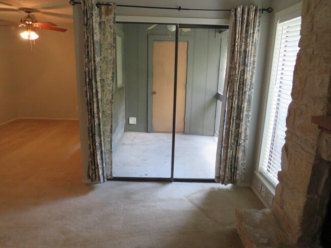 Building Photo - 3843 Barrington St