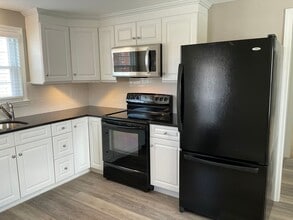 Building Photo - 61 S Main St