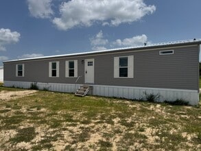 Building Photo - 200 Patriot Ln