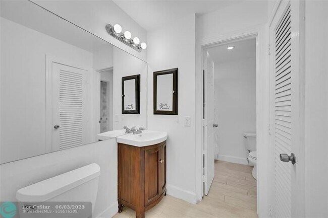 Building Photo - 1461 S Ocean Blvd