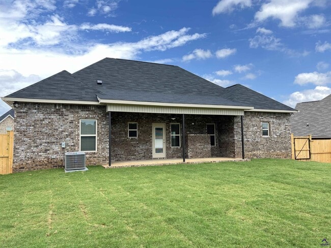 Building Photo - 306 Falls Drive