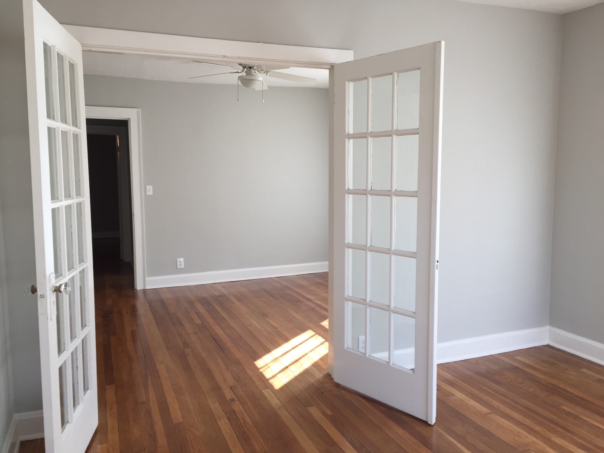 Master bedroom with bonus room - 5020 Virginia Ave