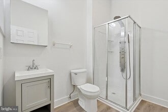 Building Photo - 2250 N Woodstock St