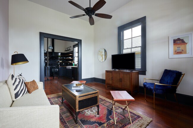 Building Photo - 3042 Saint Claude Ave