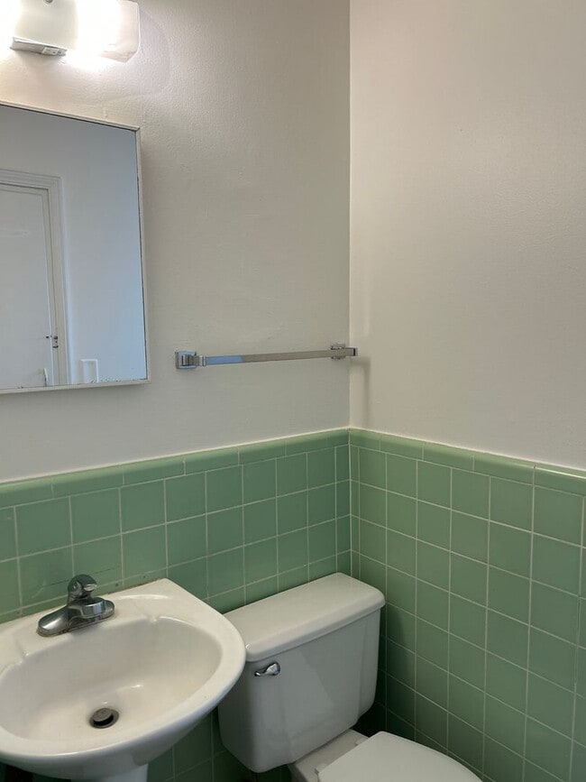 Building Photo - 3 Bedroom Apartment in Cheney