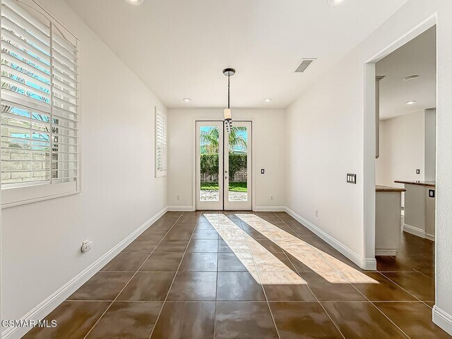 Building Photo - Beautiful Light and Bright Dos Vientos Home featuring 4 Bedrooms + 3 Bathrooms