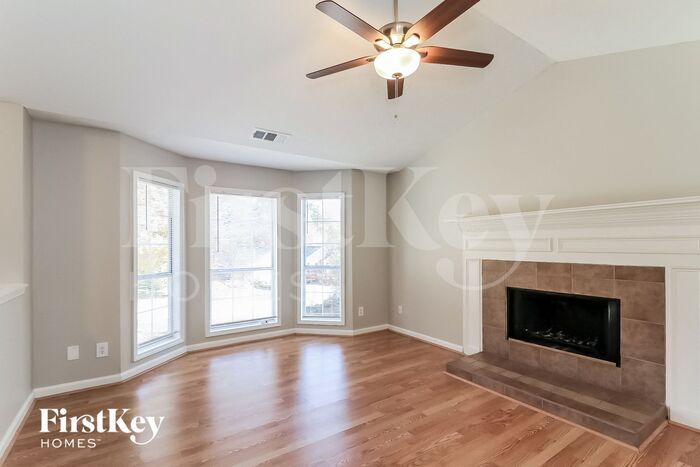 Building Photo - 3634 E Bolding Rd