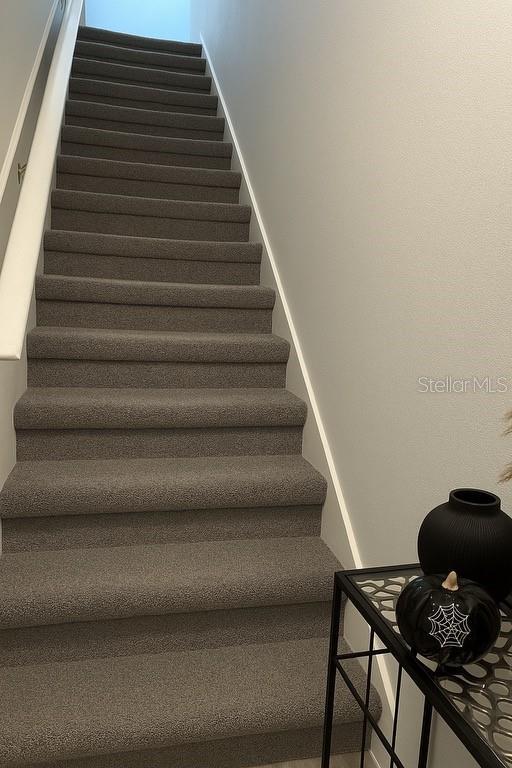 Building Photo - 160 Eagleview Loop