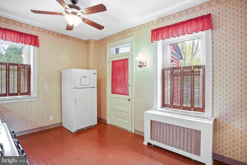 Building Photo - 219 Washington Ln