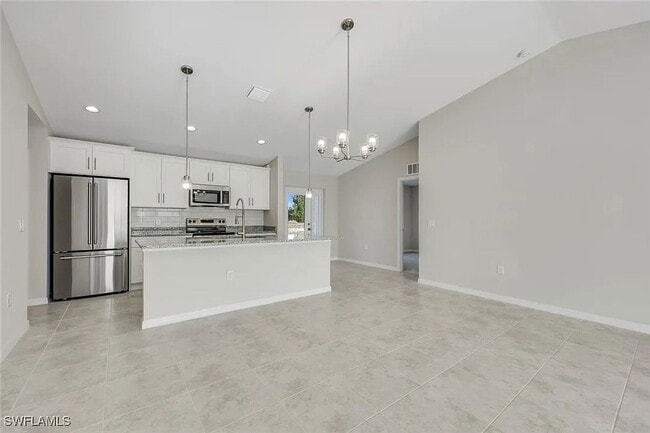 Building Photo - 1024 NW 12th Ave