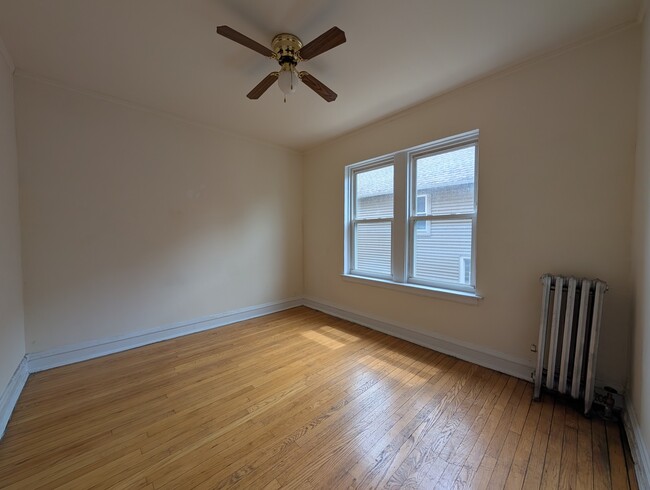 Building Photo - 2948 N Albany Ave