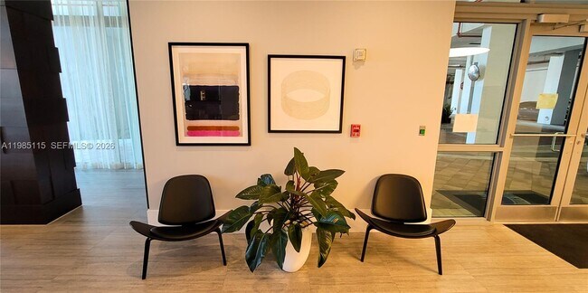 Building Photo - 140 S Dixie Hwy