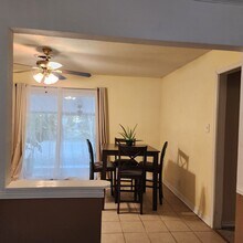 Building Photo - 1306 Becker Dr