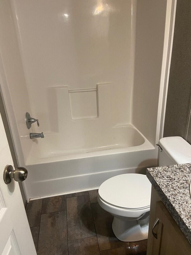 Building Photo - 16303 Dundee Rd